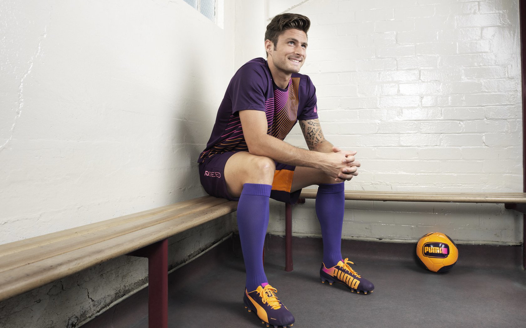 Leyu Sport下载-球员精气神十足，比赛节奏异常激烈，球队精神最高多少